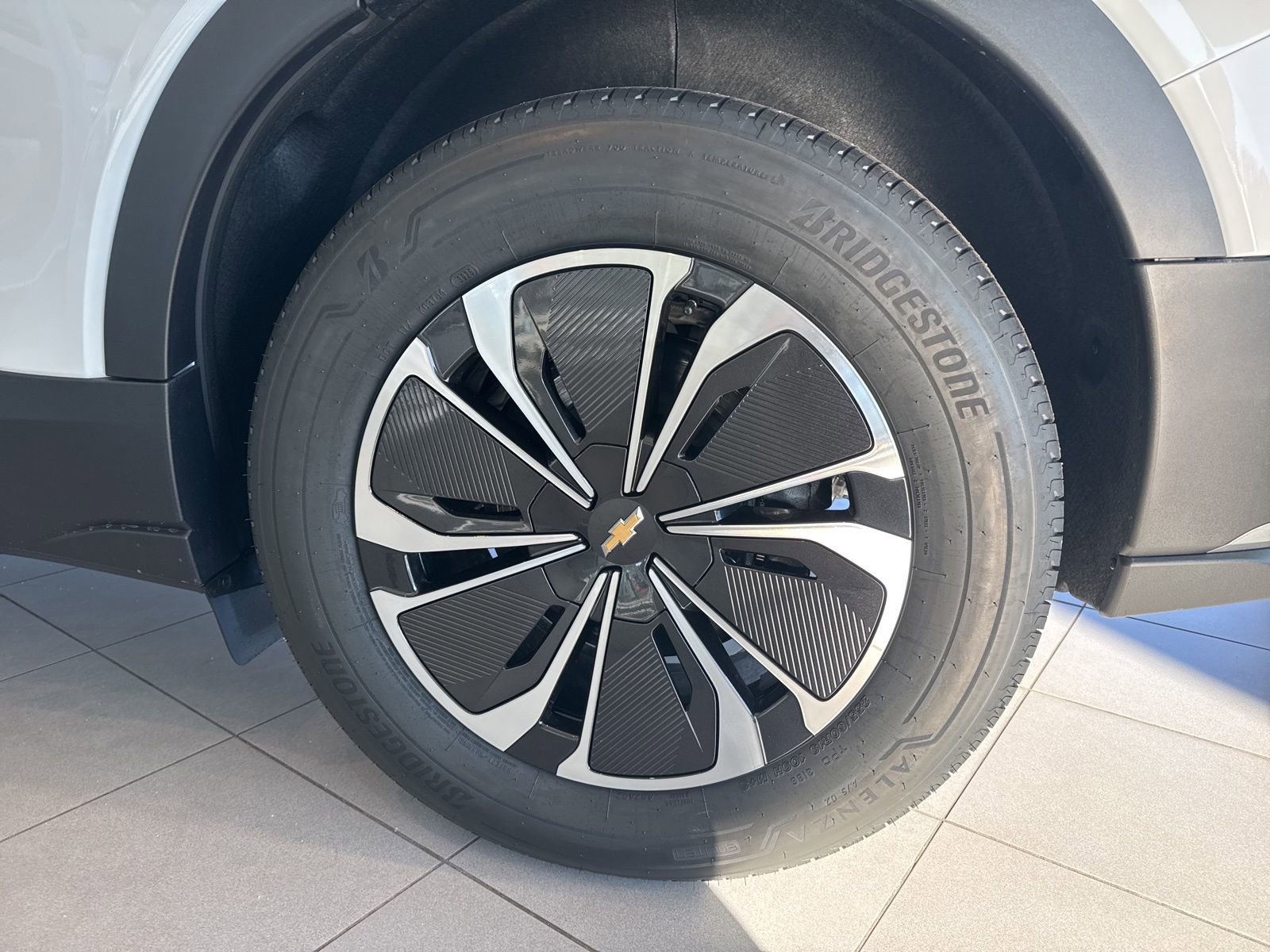 New 2026 Chevrolet Blazer EV LT image 8