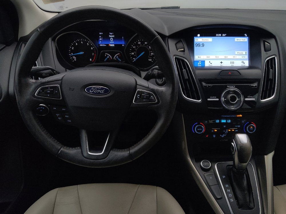 Used 2017 Ford Focus Titanium FWD image 22