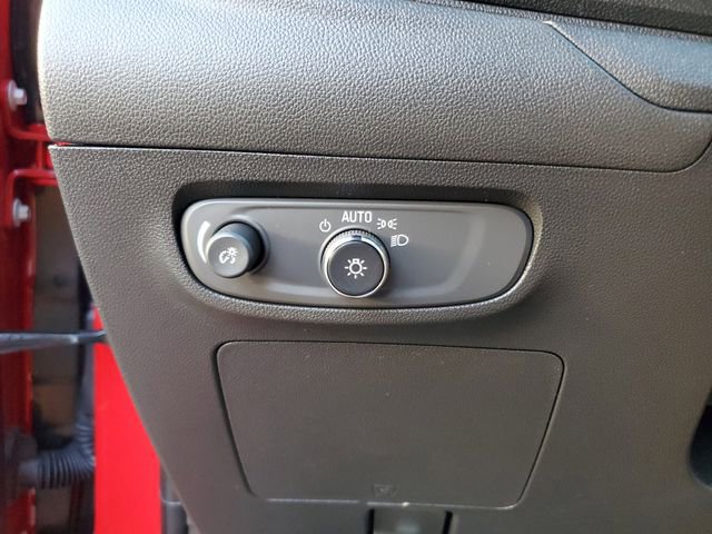 Used 2026 Buick Encore GX Sport Touring w/ Comfort Package FWD image 28