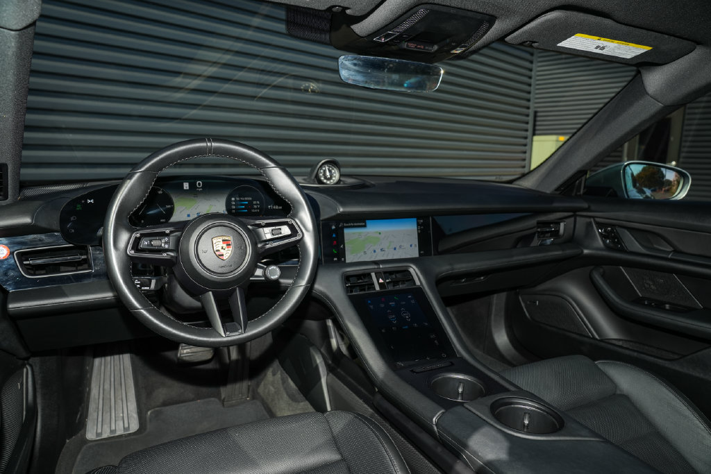 Certified 2021 Porsche Taycan 4S AWD/4WD image 30