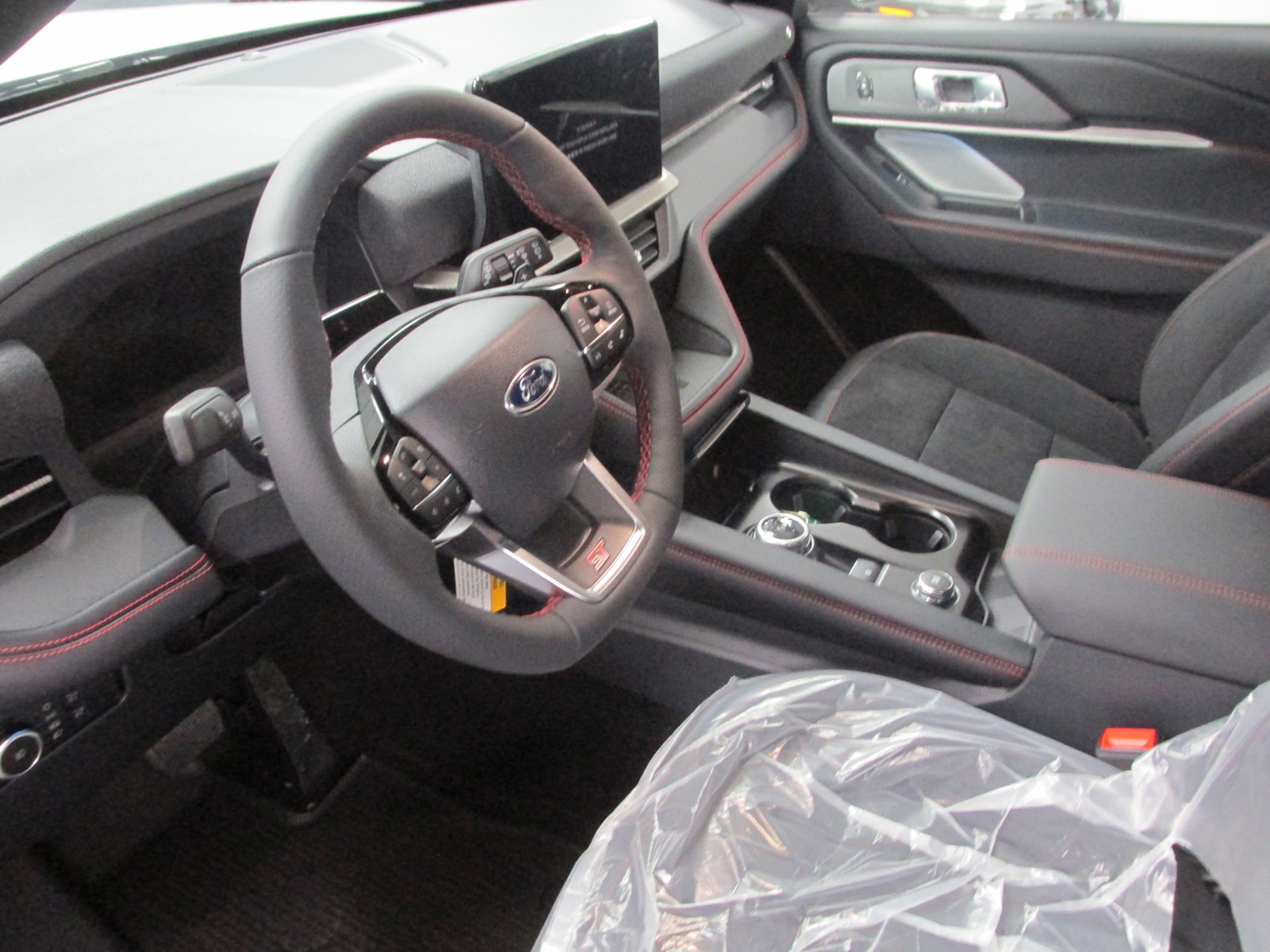 New 2025 Ford Explorer ST w/ Sun And Sound Package image 28