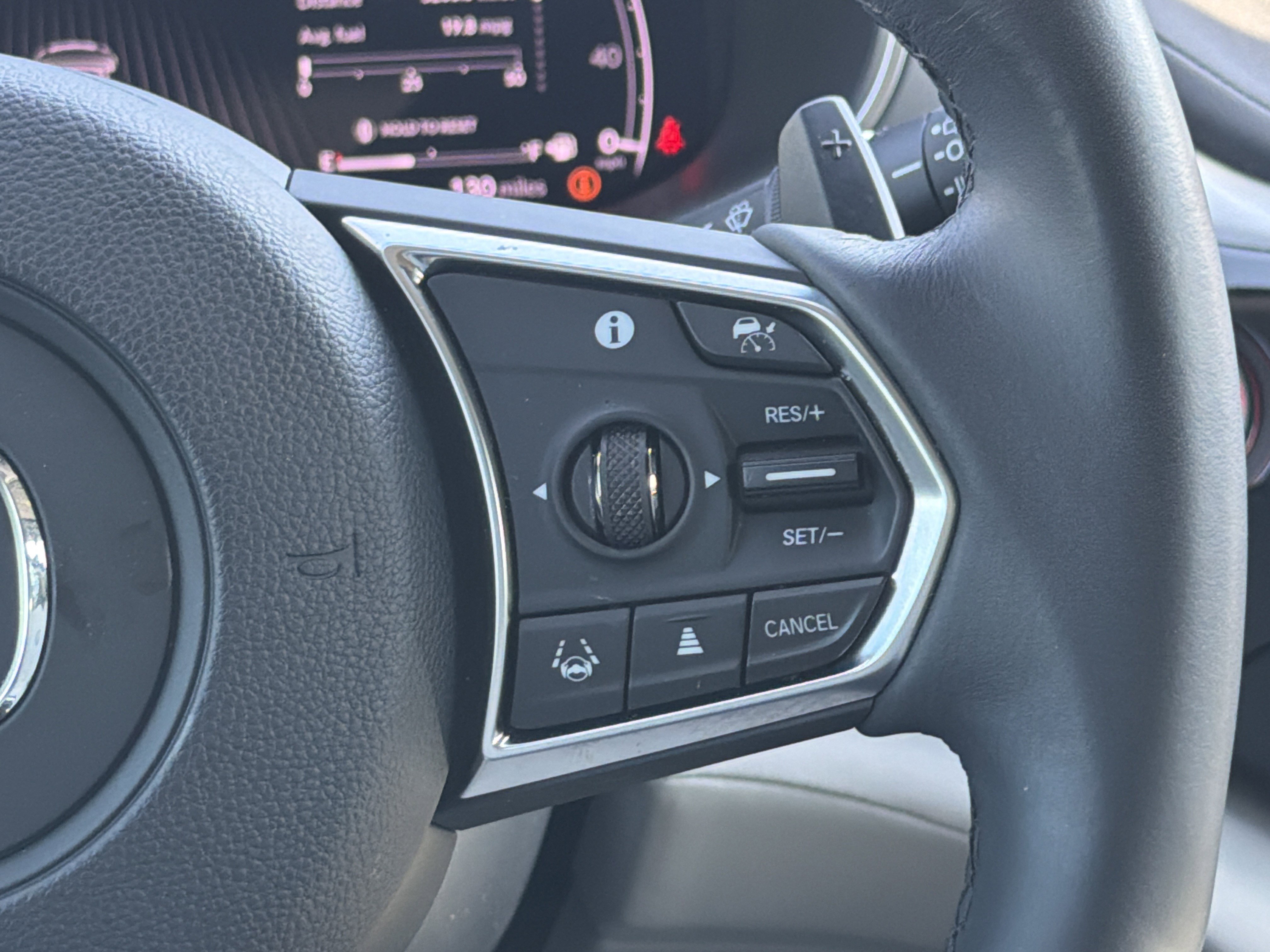 Certified 2024 Acura MDX FWD w/ Technology Package image 20