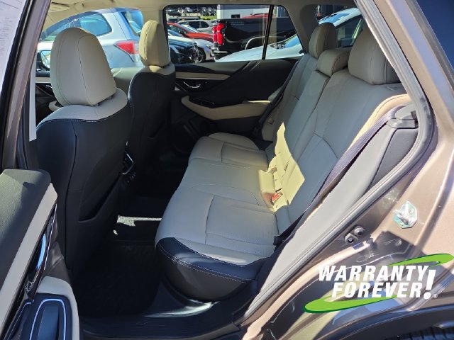 Used 2021 Subaru Outback Touring AWD/4WD image 16