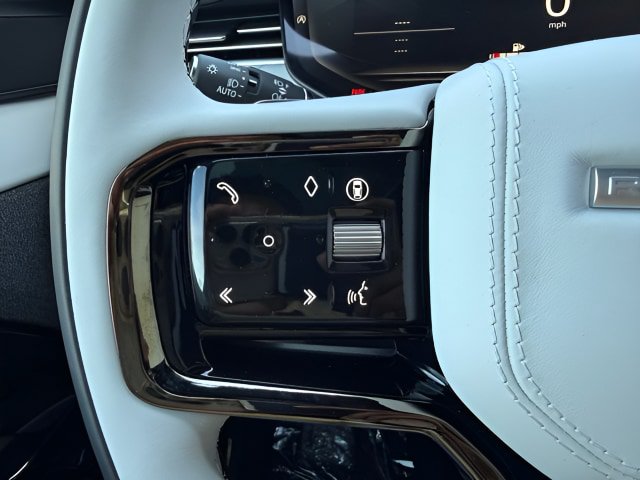 New 2026 Land Rover Range Rover Sport Dynamic SE AWD/4WD image 24