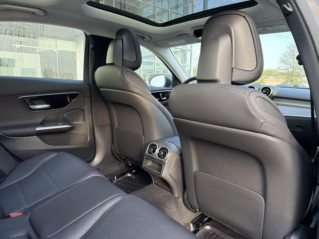 New 2026 Mercedes-Benz C 300 Sedan image 17