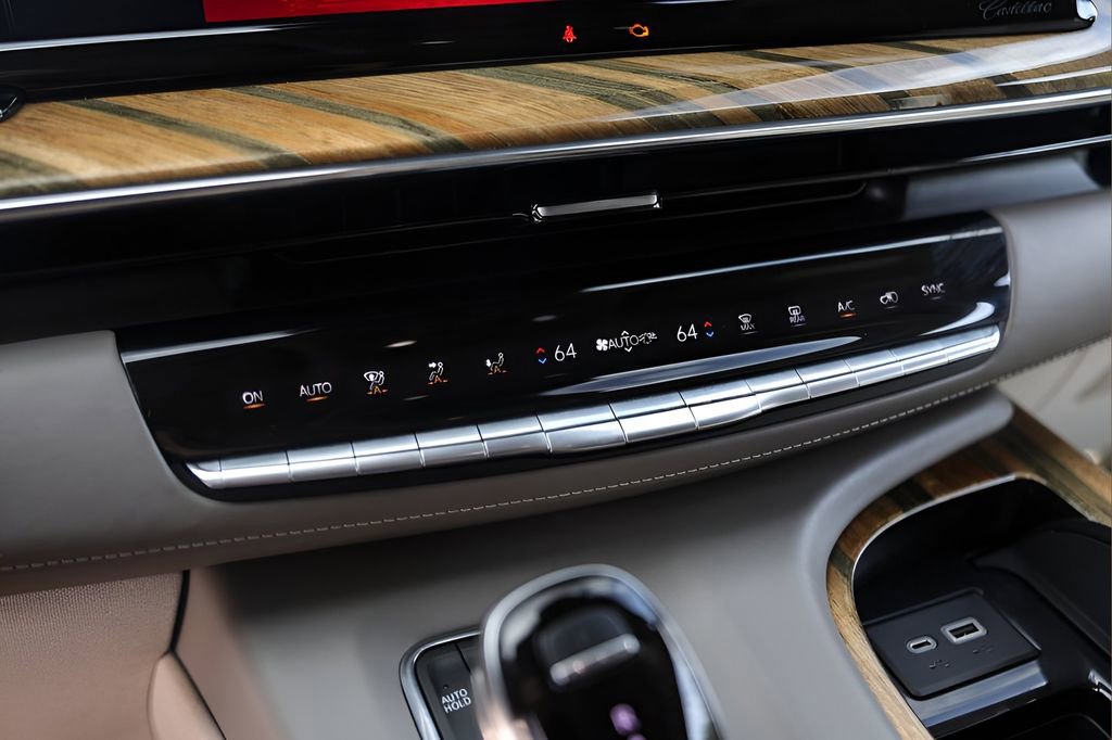 Used 2021 Cadillac Escalade Sport Platinum image 20