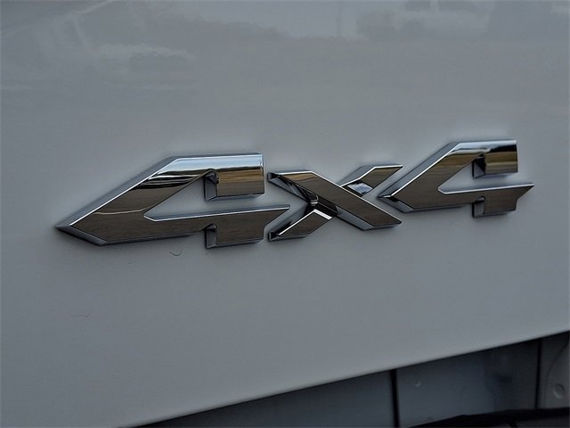 Used 2024 RAM 2500 Tradesman w/ Chrome Appearance Group image 30