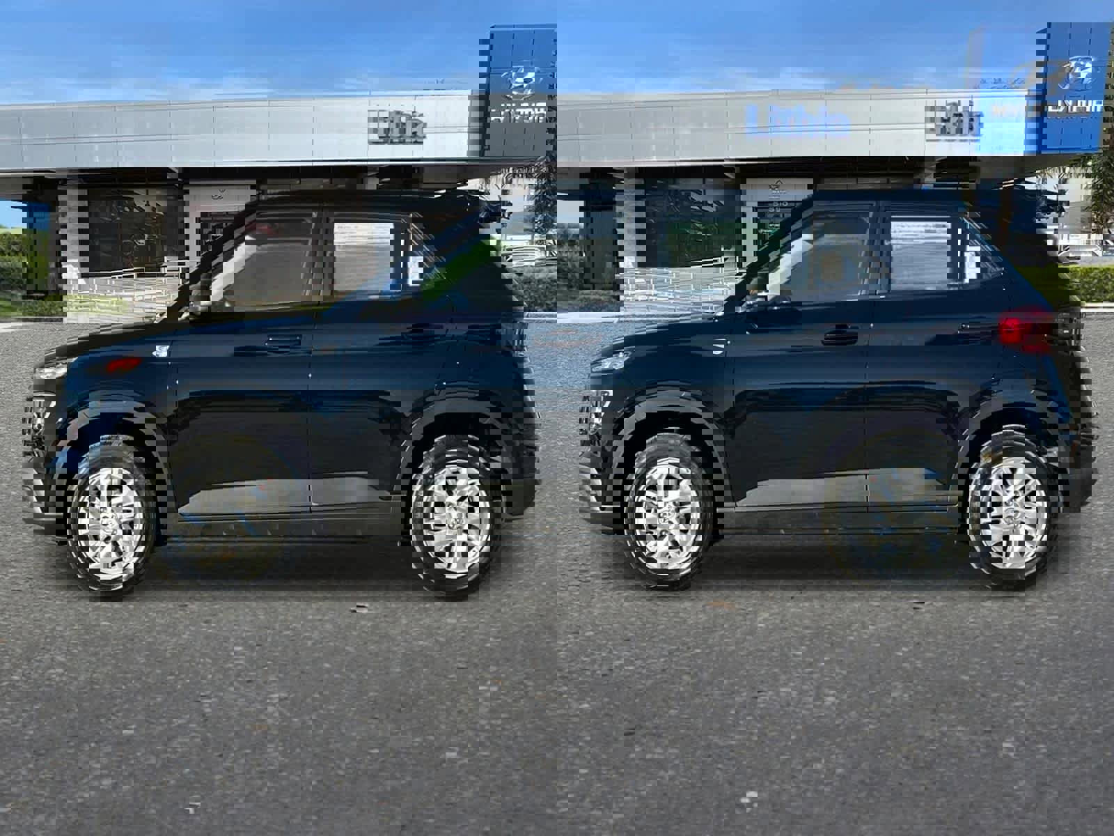 New 2026 Hyundai Venue SE image 5