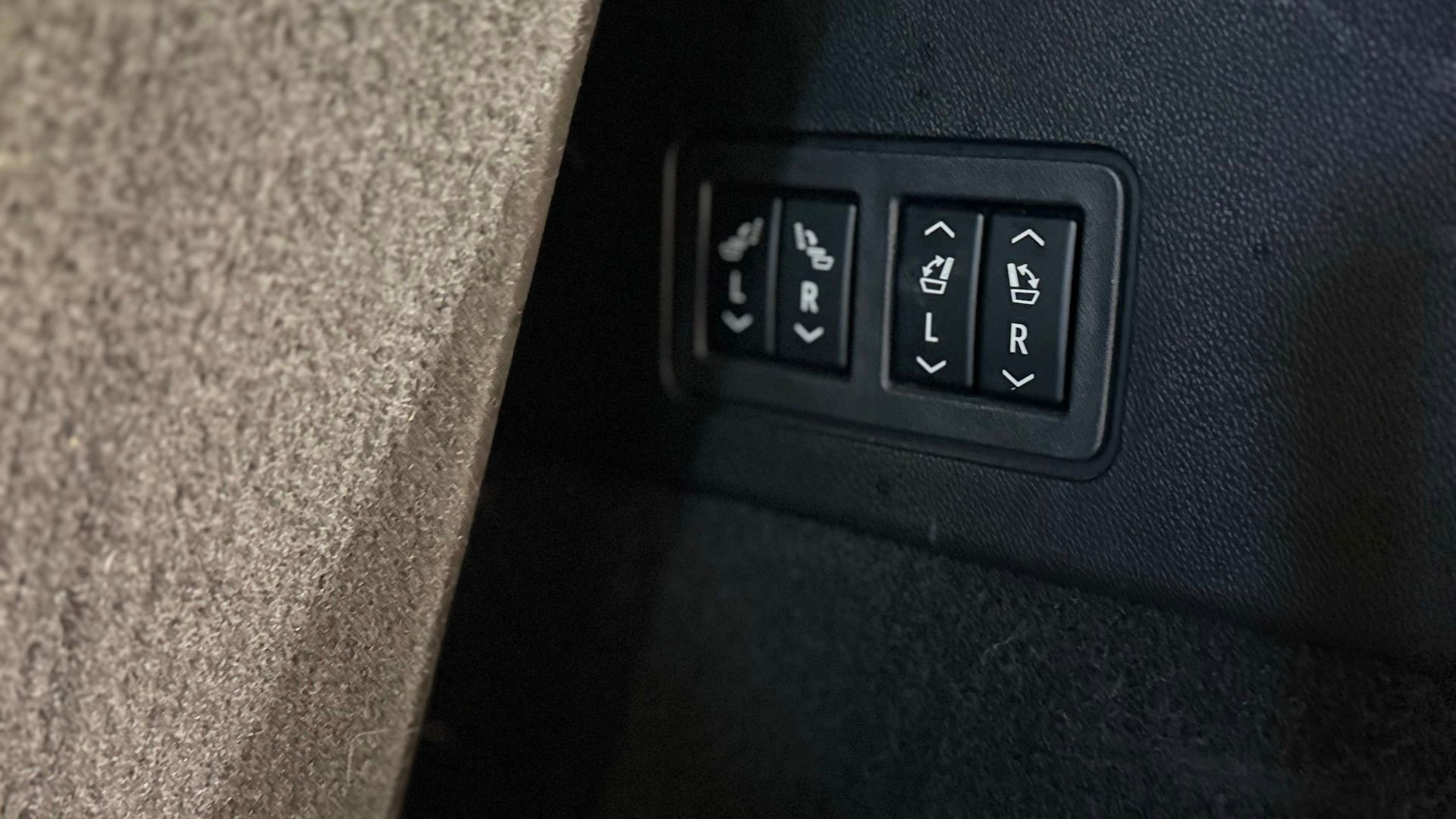 Used 2023 Cadillac XT6 Sport image 27