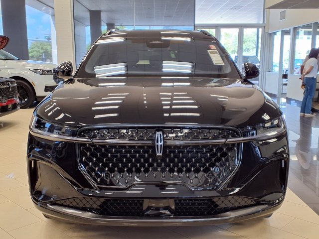 New 2026 Lincoln Nautilus Black Label w/ Jet Appearance Package AWD/4WD image 3
