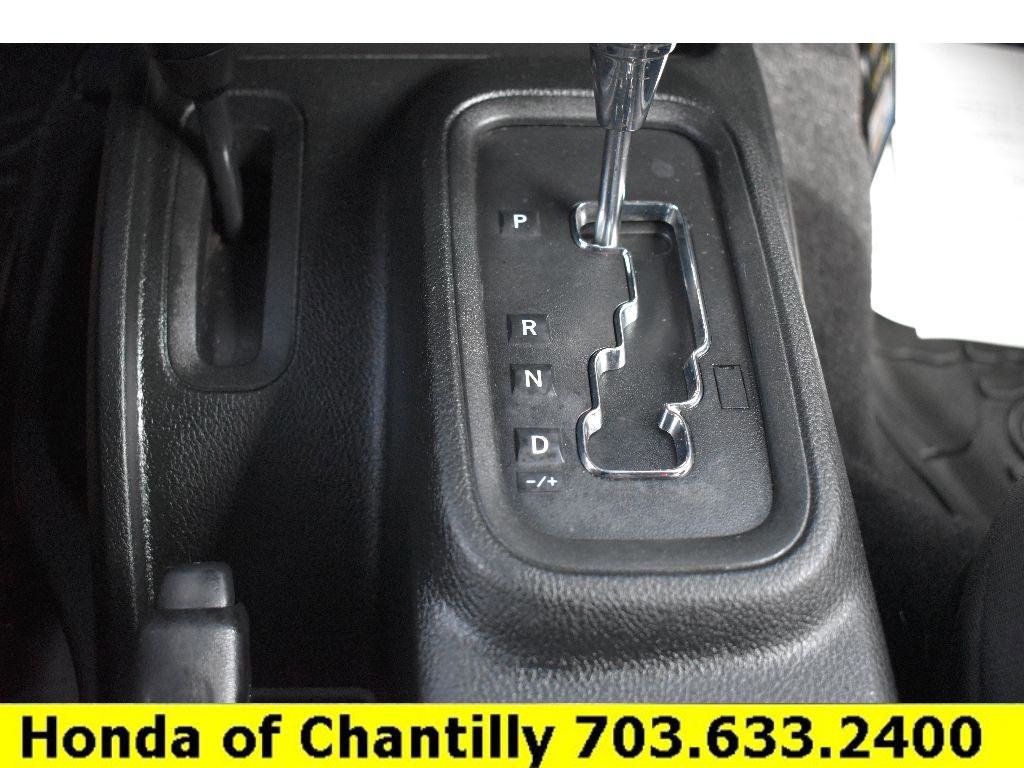 Used 2017 Jeep Wrangler Sport image 17