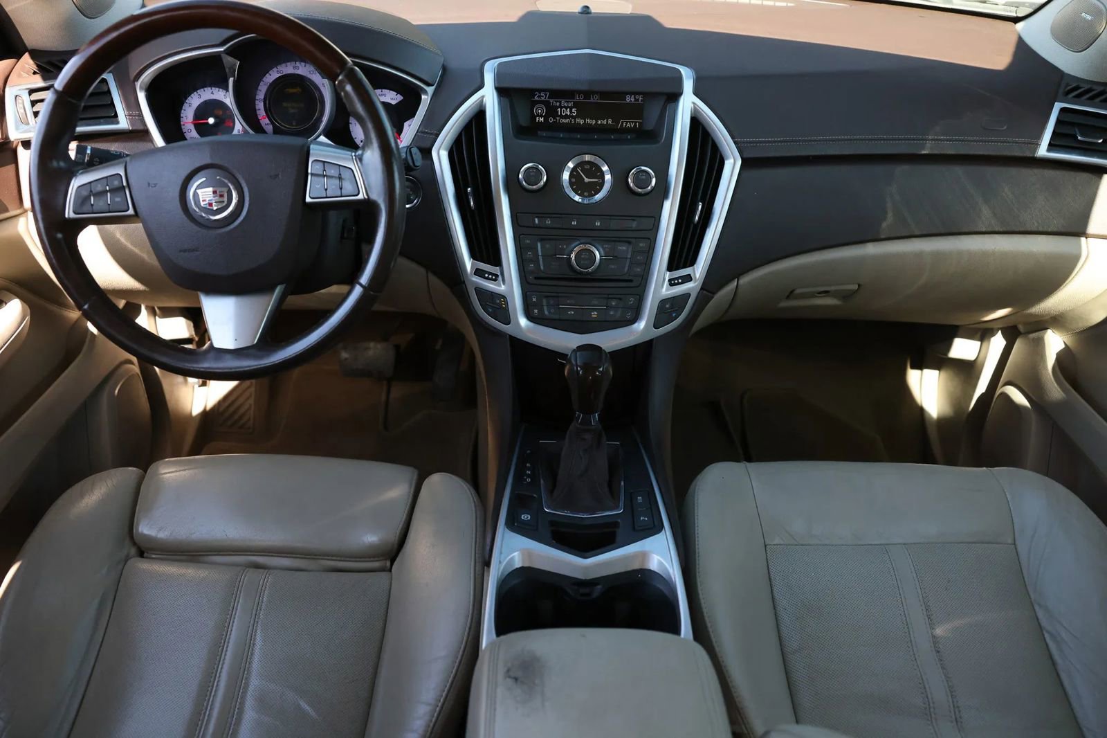 Used 2010 Cadillac SRX Luxury image 21