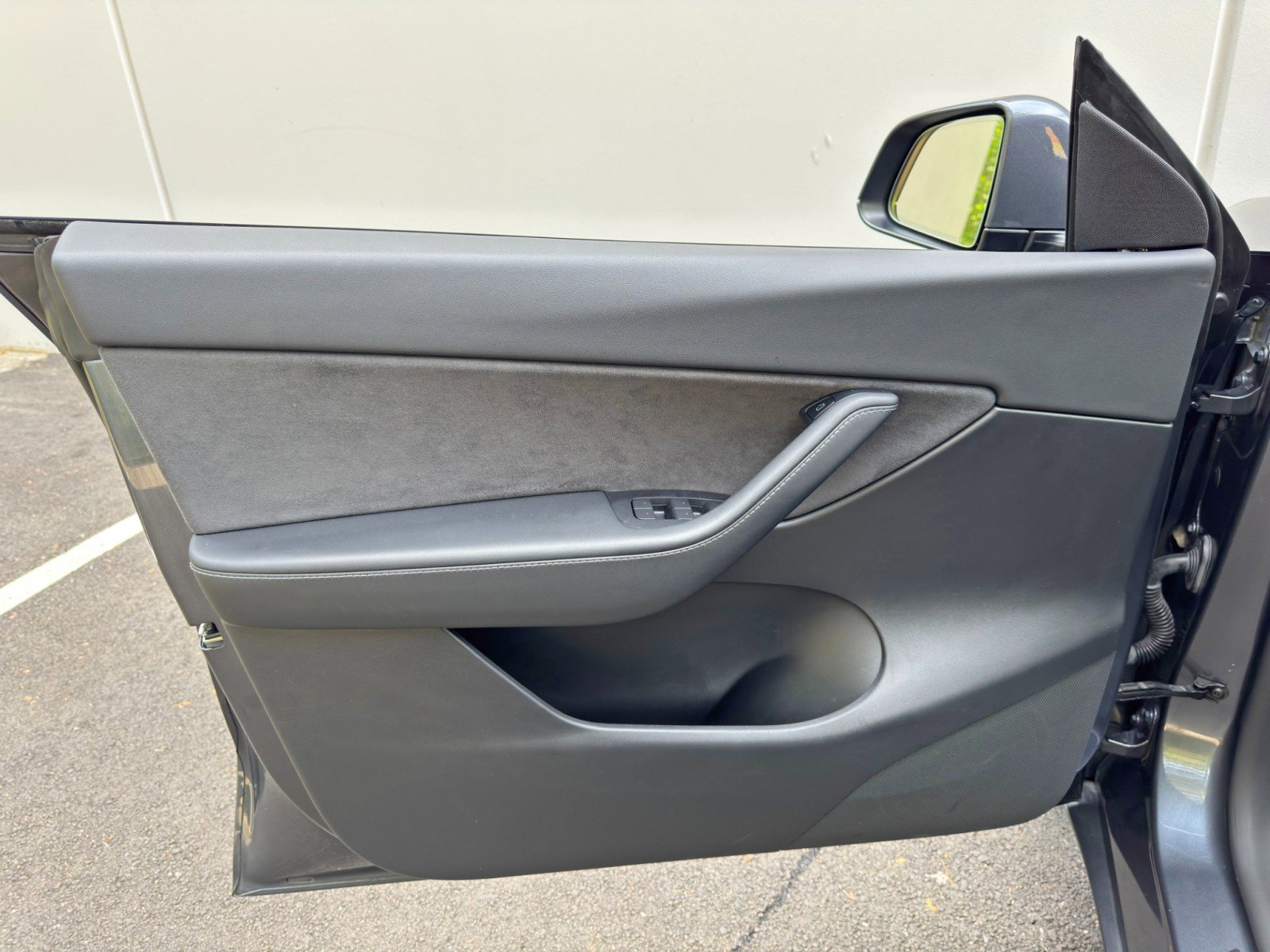 Used 2022 Tesla Model Y Performance image 42