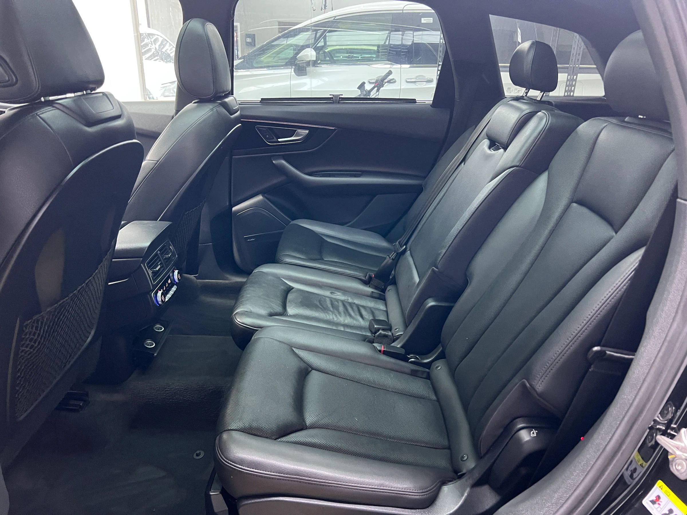 Used 2017 Audi Q7 3.0T Prestige w/ Prestige Package image 15