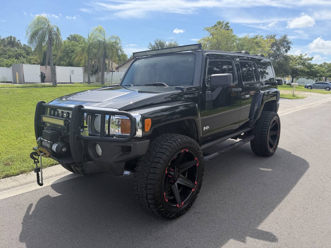 Used 2007 HUMMER H3 AWD/4WD image 1