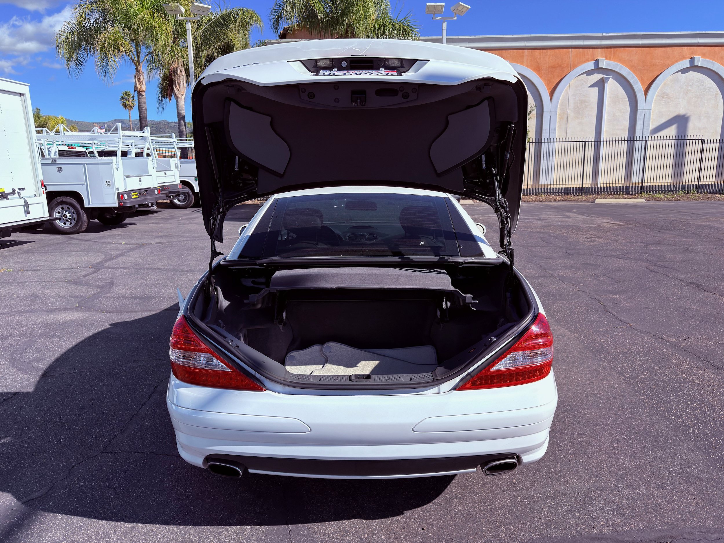 Used 2007 Mercedes-Benz SL 550 image 13