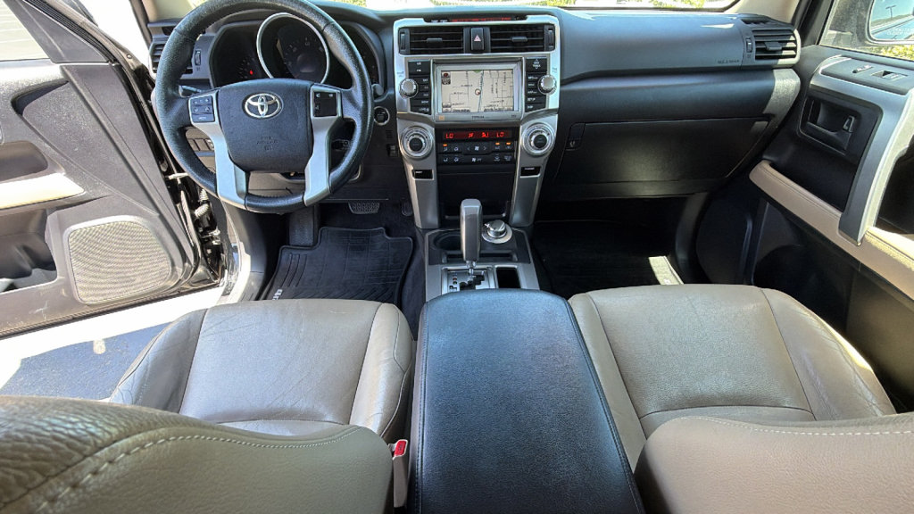 Used 2011 Toyota 4Runner Limited AWD/4WD image 25