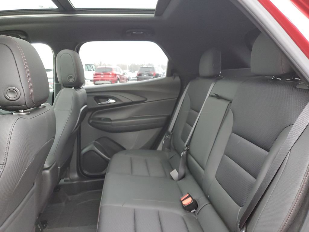 Certified 2021 Chevrolet TrailBlazer RS w/ Sun and Liftgate Package image 37
