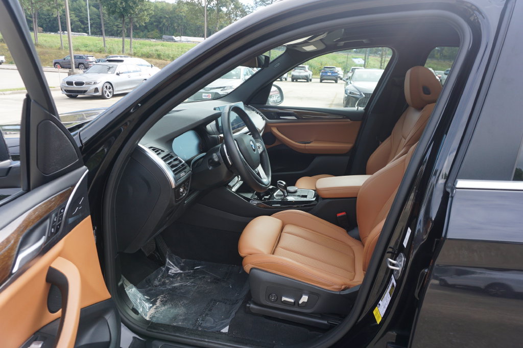 Used 2023 BMW X3 sDrive30i w/ Premium Package RWD image 2