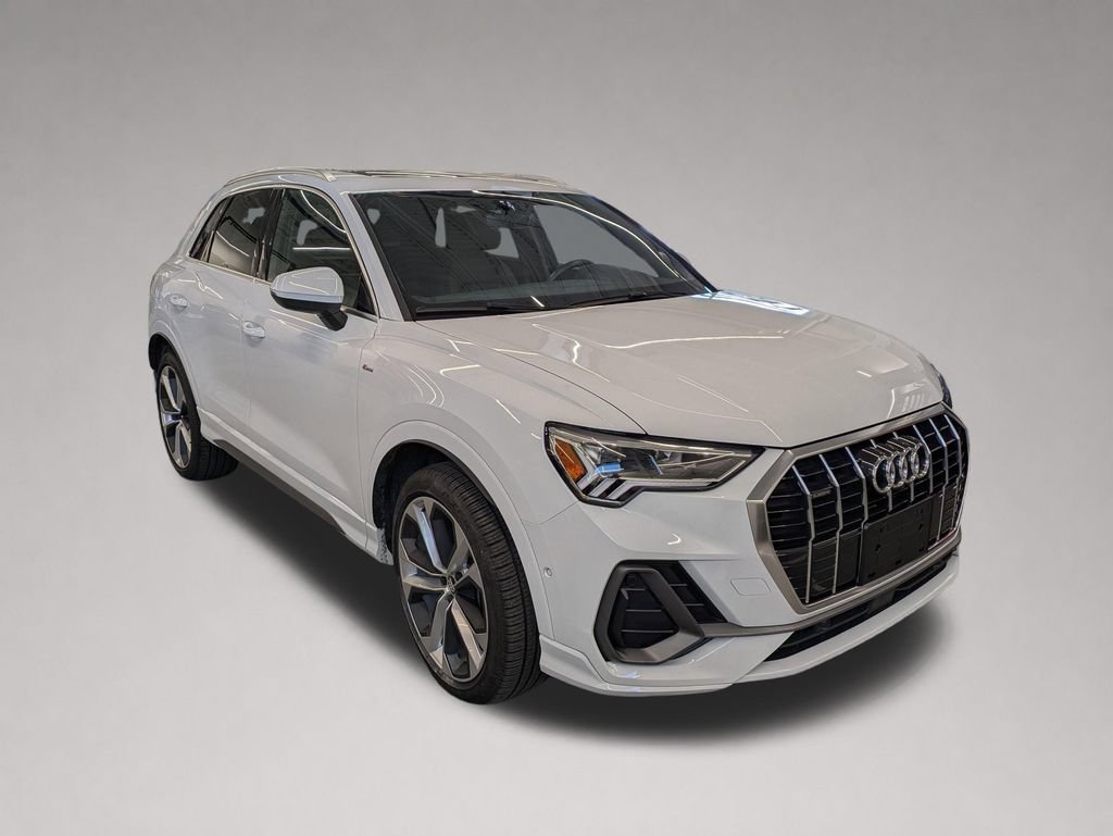 Used 2020 Audi Q3 2.0T Prestige w/ Prestige Package AWD/4WD image 1