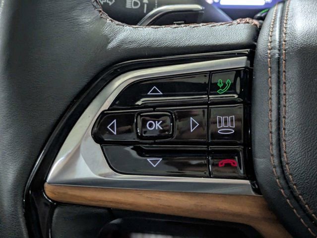 Used 2024 Jeep Grand Cherokee L Summit AWD/4WD image 28