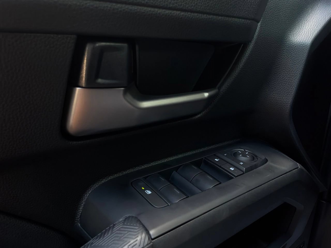 New 2026 Toyota Tacoma TRD Off-Road AWD/4WD image 19