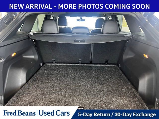 Used 2022 Volkswagen Atlas Cross Sport SE w/ Panoramic Sunroof Package image 8