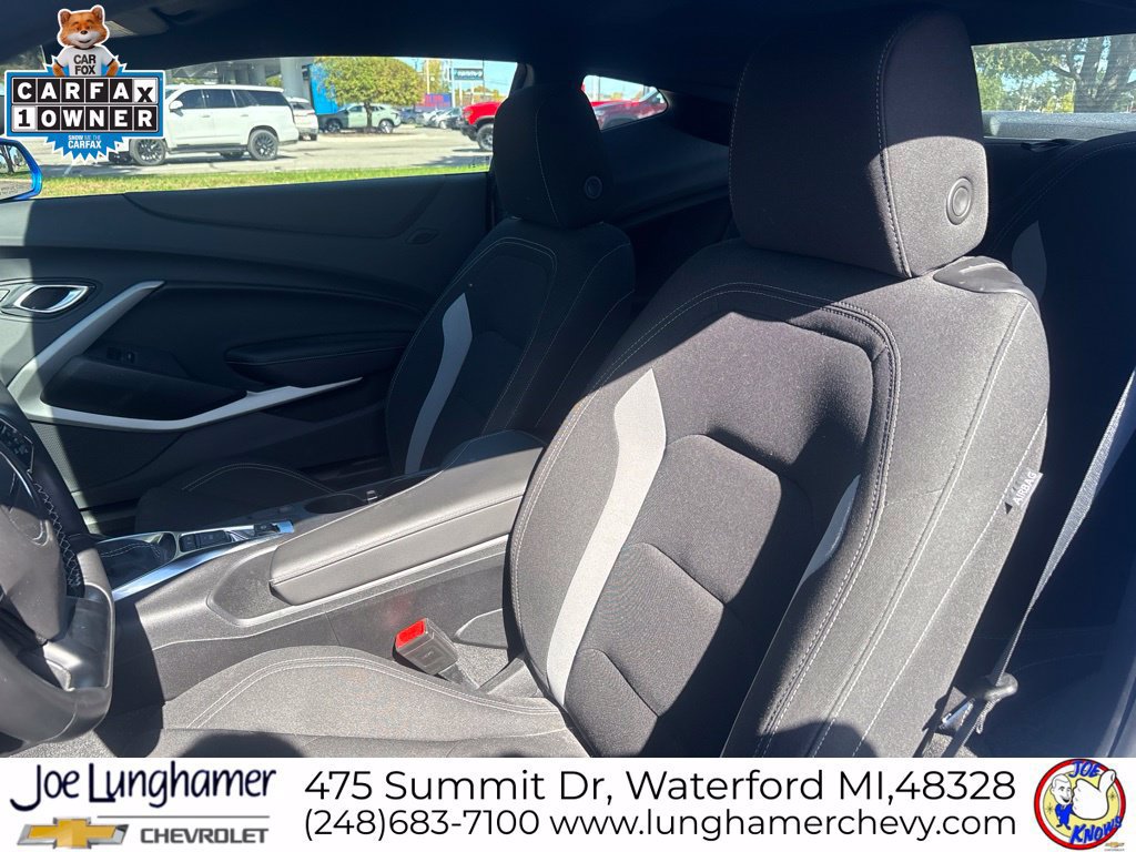 Used 2024 Chevrolet Camaro LT RWD image 15