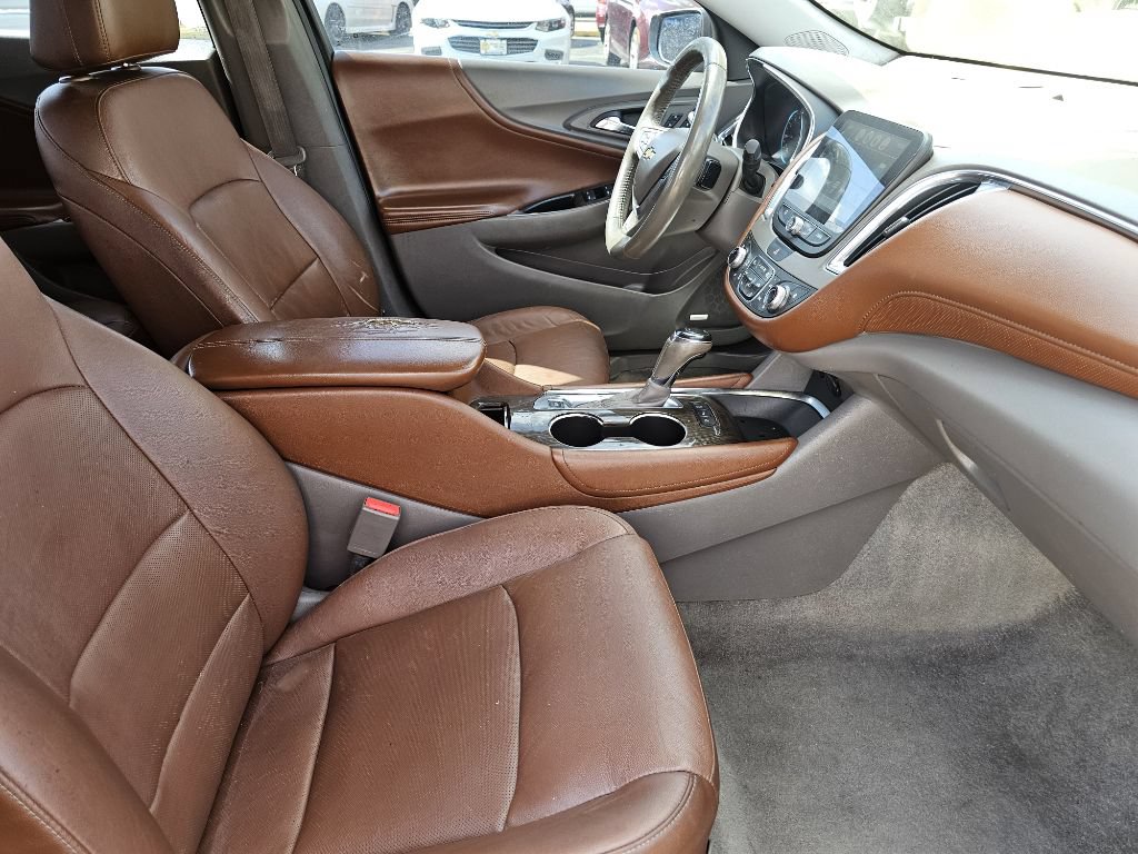 Used 2016 Chevrolet Malibu Premier w/ Driver Confidence Package II FWD image 39