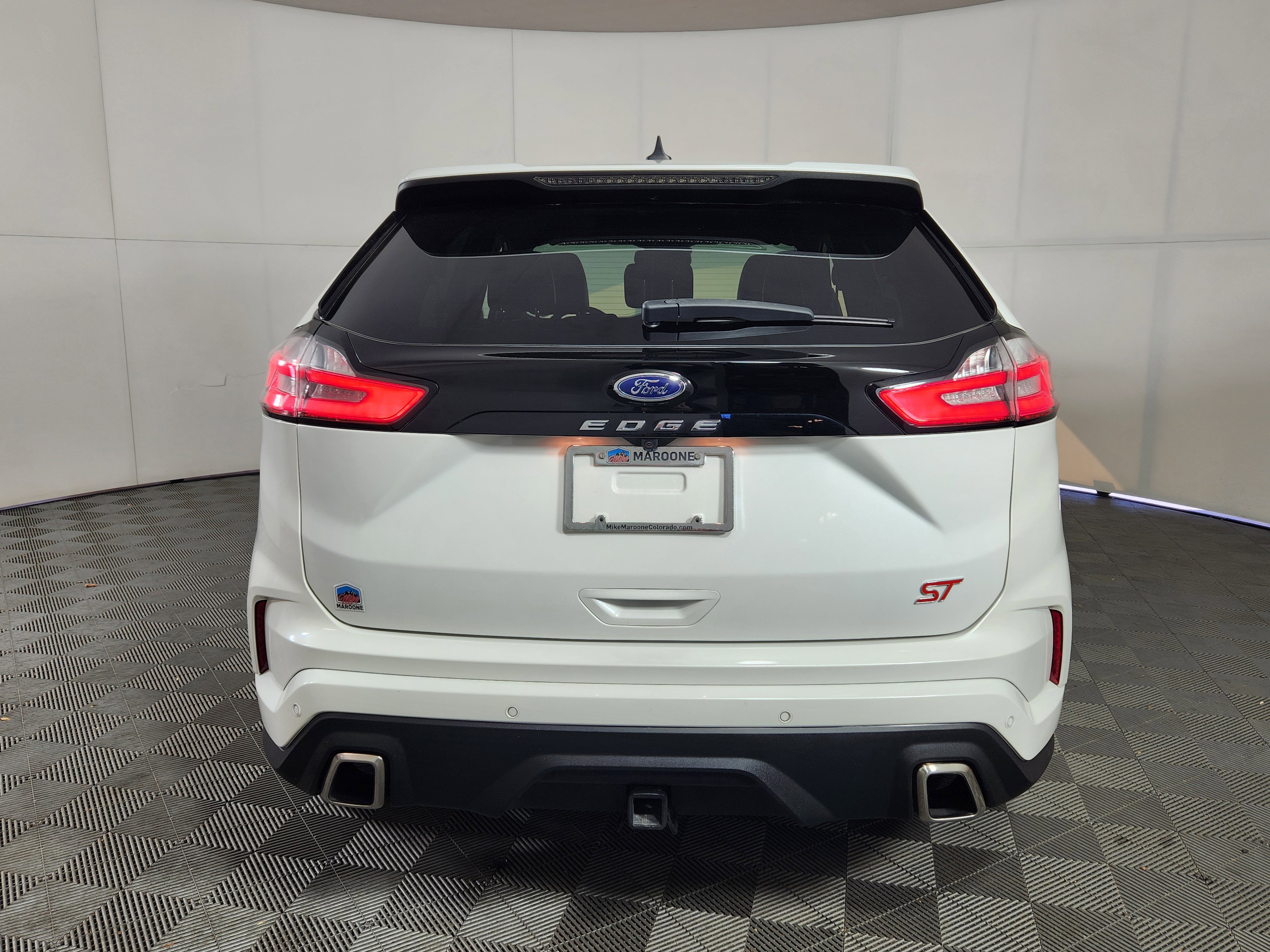 Used 2023 Ford Edge ST image 5