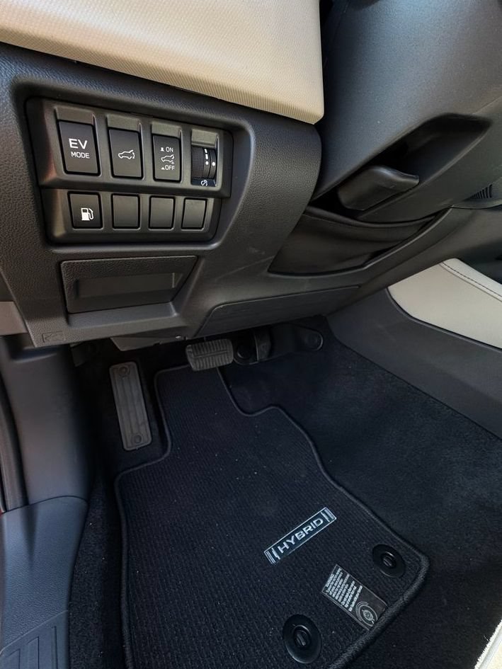 New 2026 Subaru Forester Limited w/ Limited Hybrid Package AWD/4WD image 23