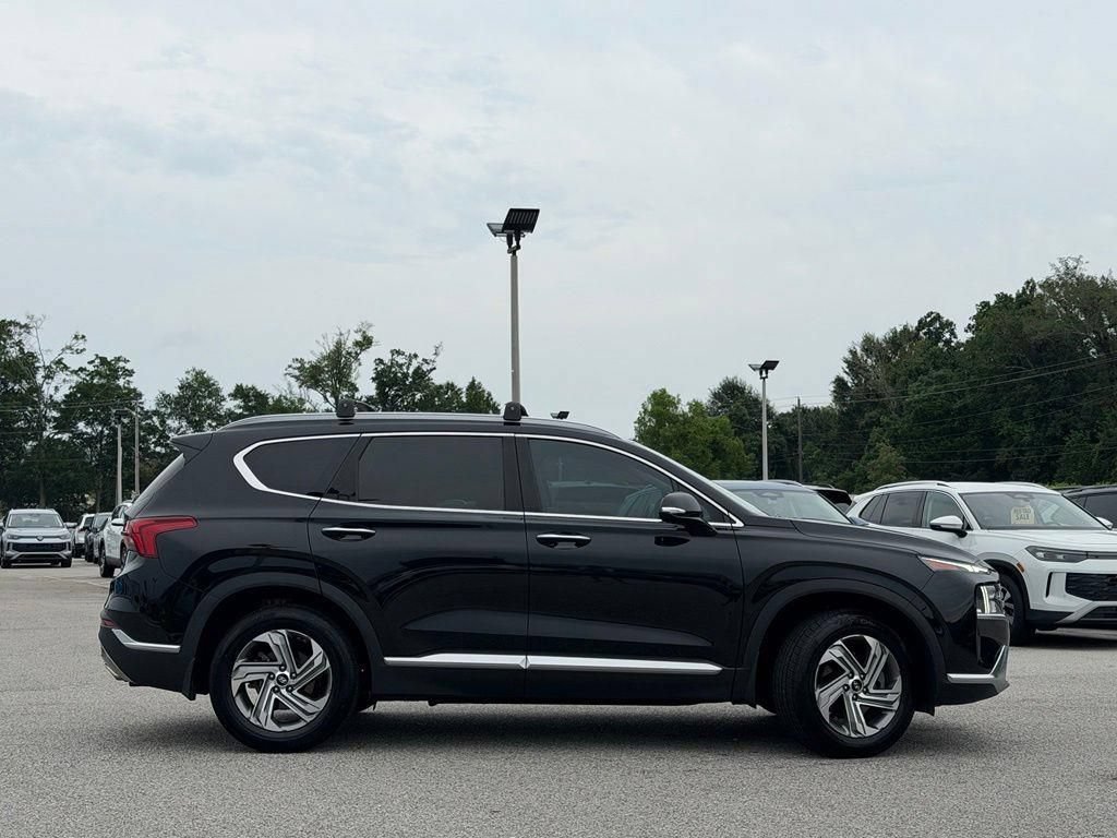Used 2021 Hyundai Santa Fe SEL w/ Convenience Package FWD image 4