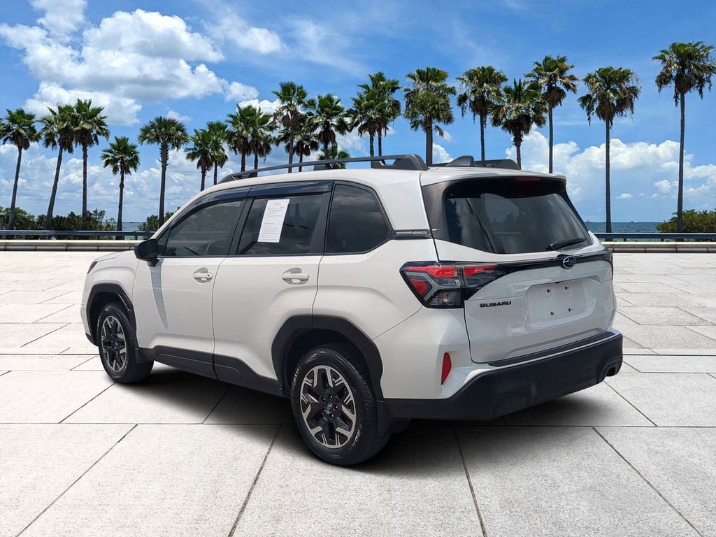 Certified 2025 Subaru Forester Premium AWD/4WD image 4