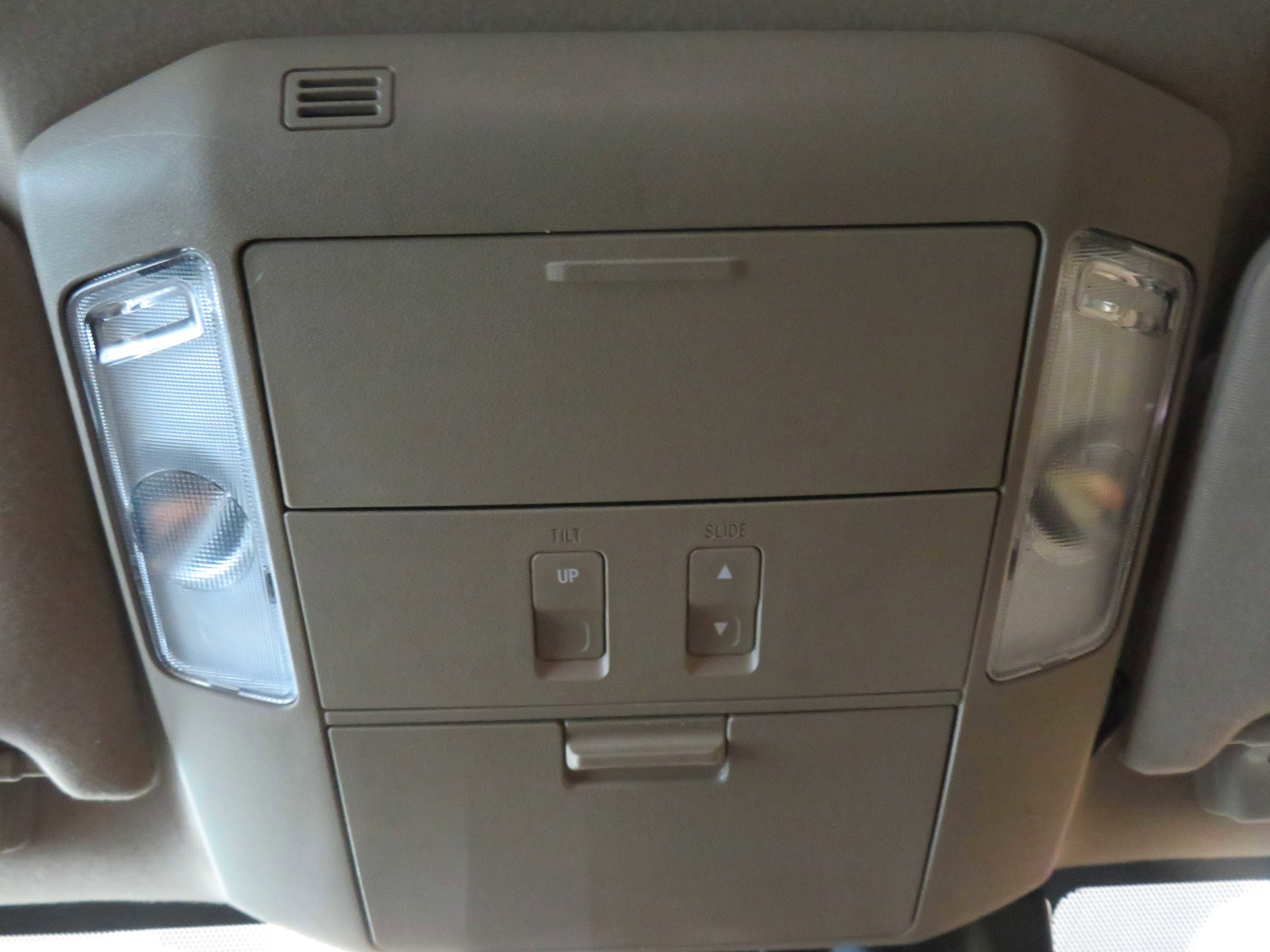 Used 2019 Toyota Sequoia Limited w/ Safety & Convenience Package RWD image 57