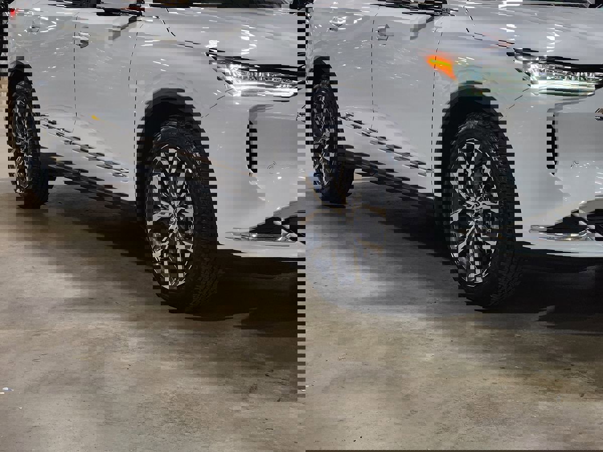 Used 2024 Acura MDX FWD w/ Technology Package image 16