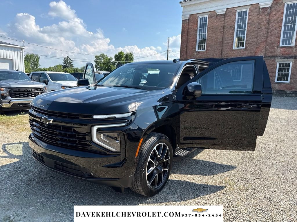 Used 2025 Chevrolet Suburban RST w/ Comfort Package AWD/4WD image 27