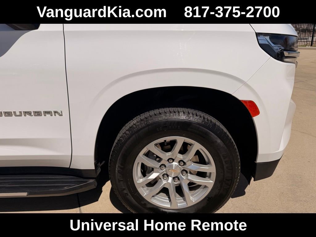 Used 2024 Chevrolet Suburban LT image 13