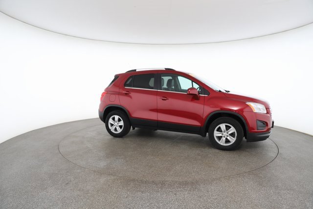 Used 2015 Chevrolet Trax LT w/ LT Sun and Sound Package image 24