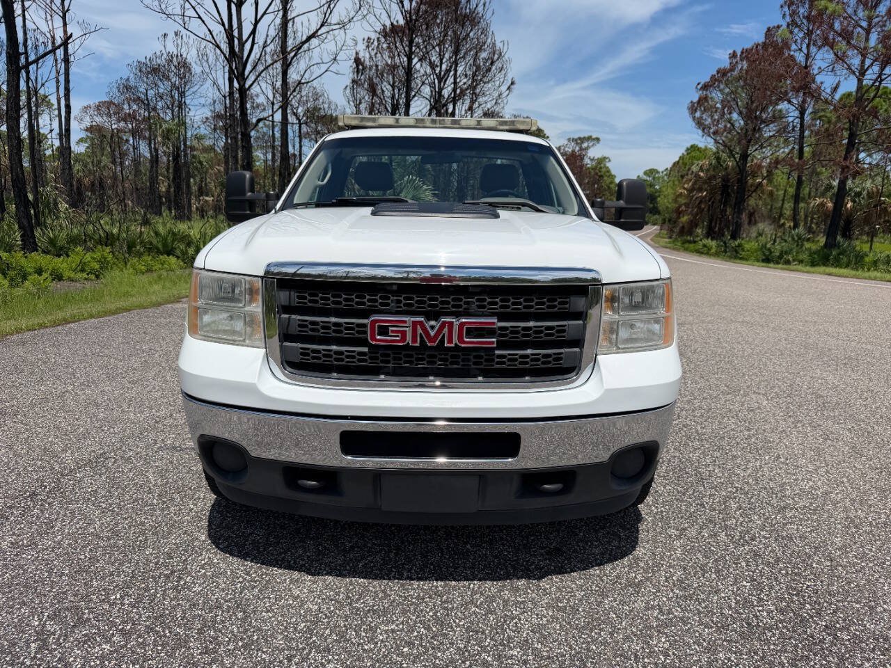 Used 2012 GMC Sierra 2500 W/T AWD/4WD image 16