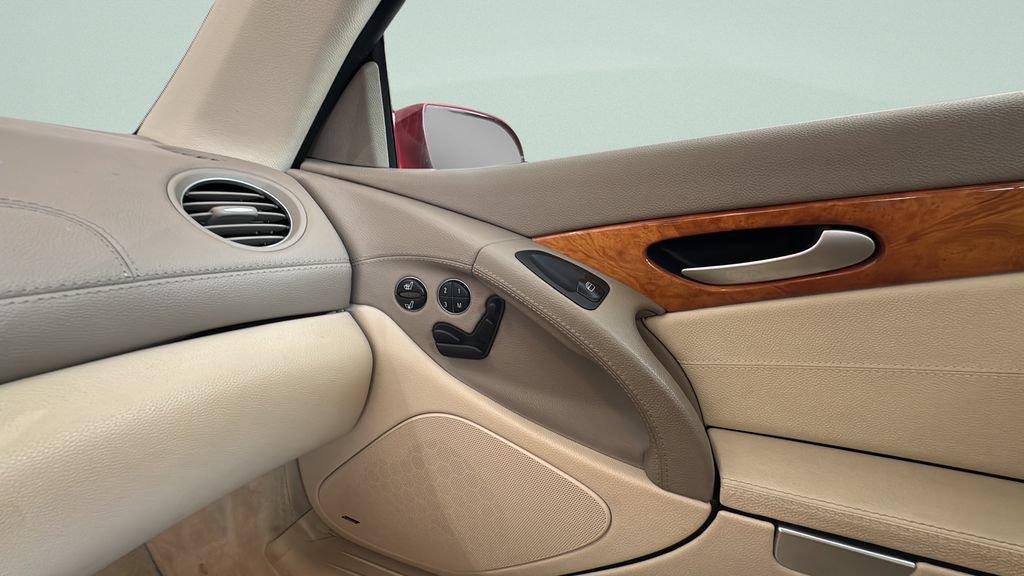 Used 2004 Mercedes-Benz SL 500 image 34