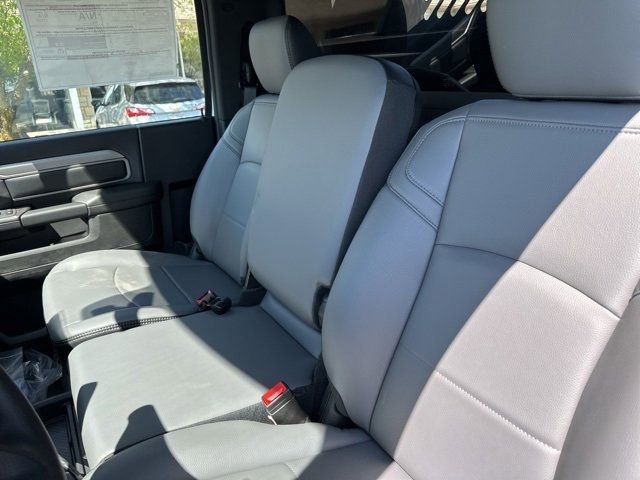 New 2024 RAM 3500 Tradesman image 24