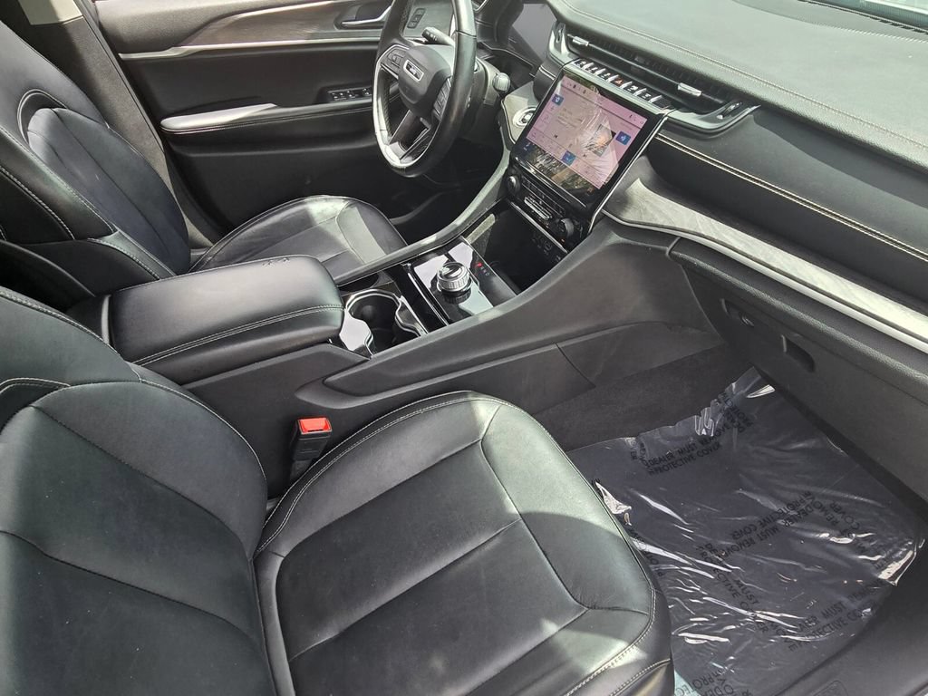 Used 2022 Jeep Grand Cherokee L Limited RWD image 19