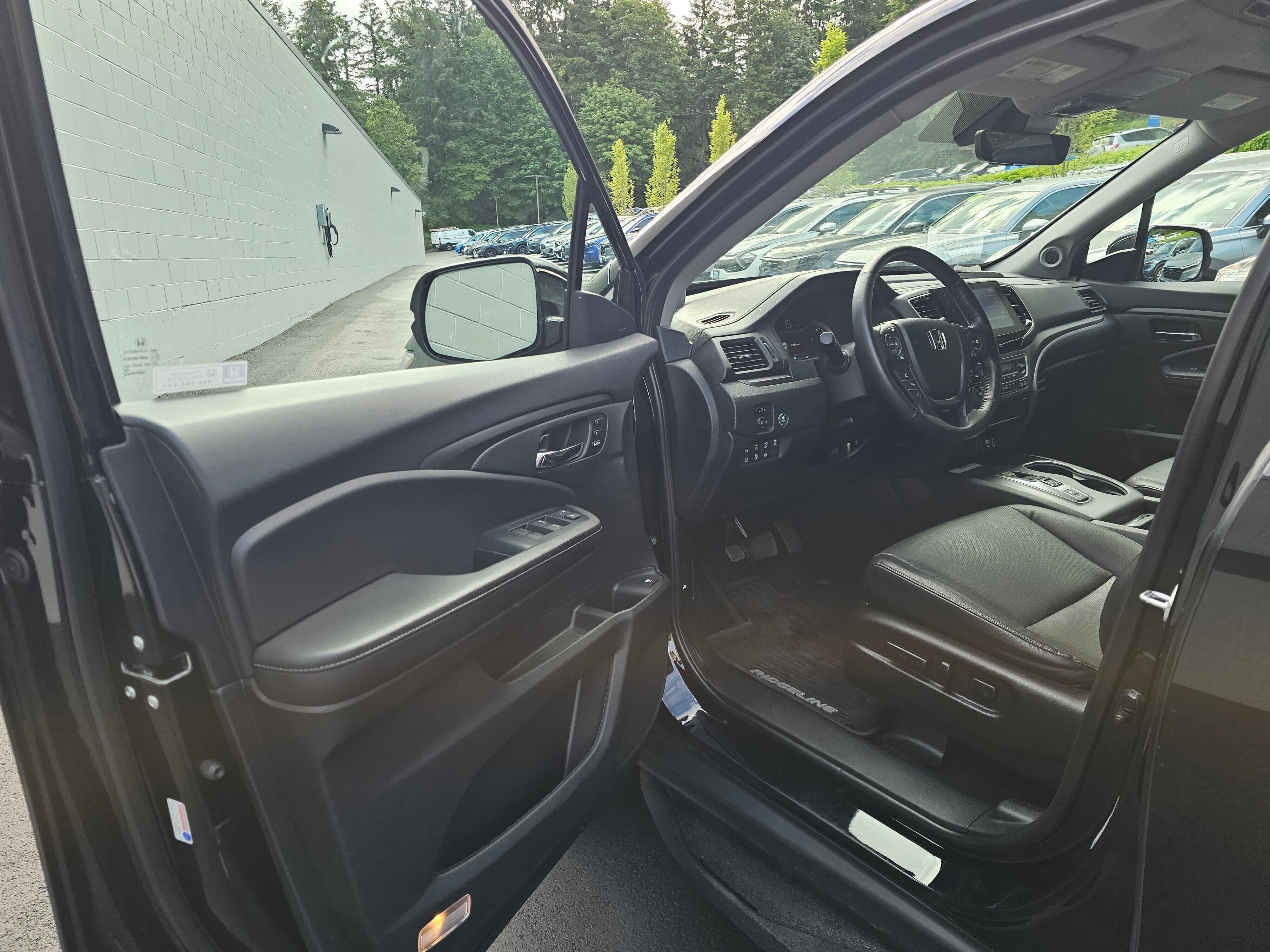 Used 2023 Honda Ridgeline RTL-E image 22