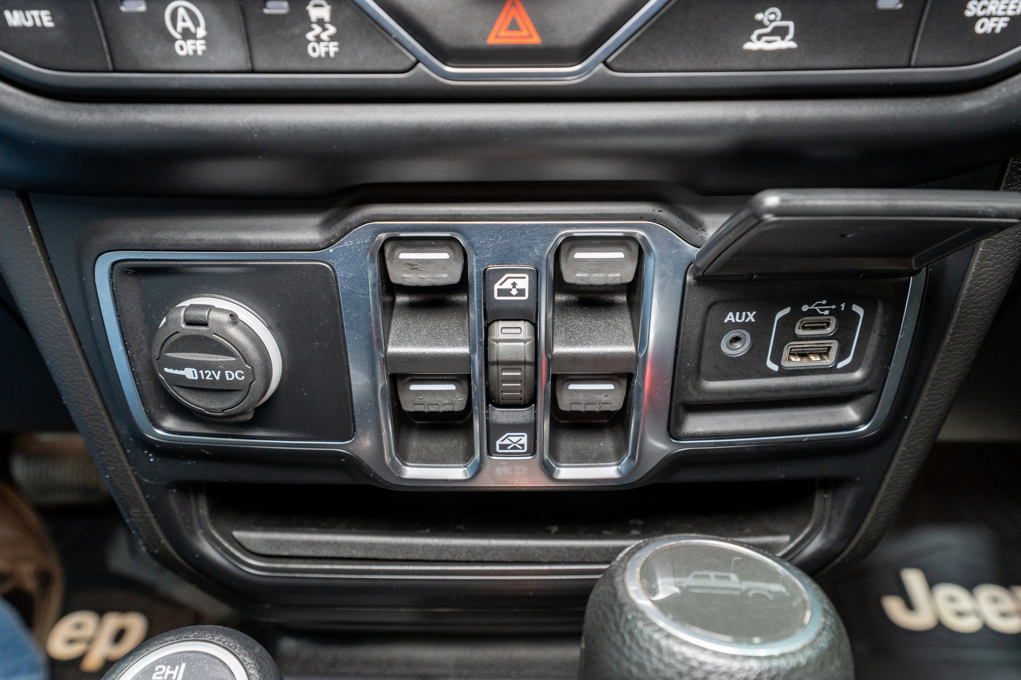 Used 2022 Jeep Gladiator Sport image 19