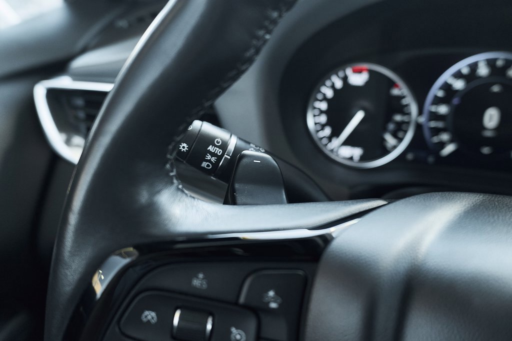 Used 2024 Buick Enclave Premium image 36