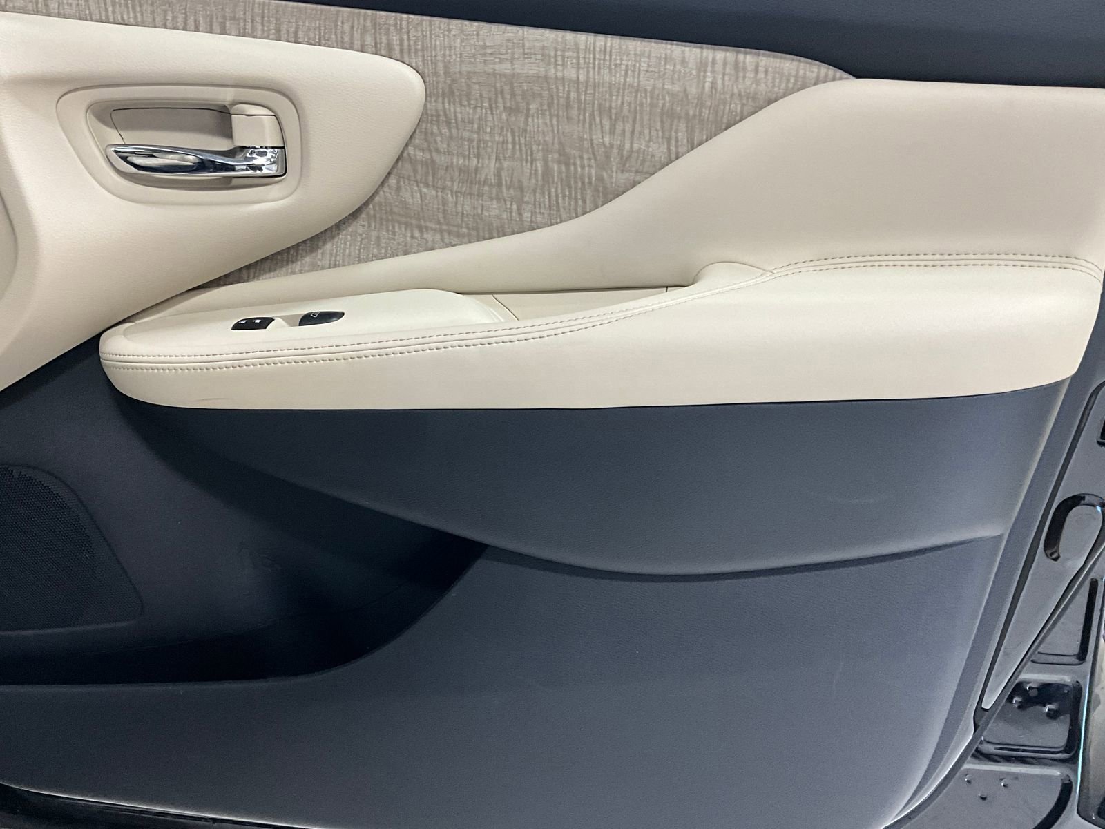 Used 2024 Nissan Murano SV image 21