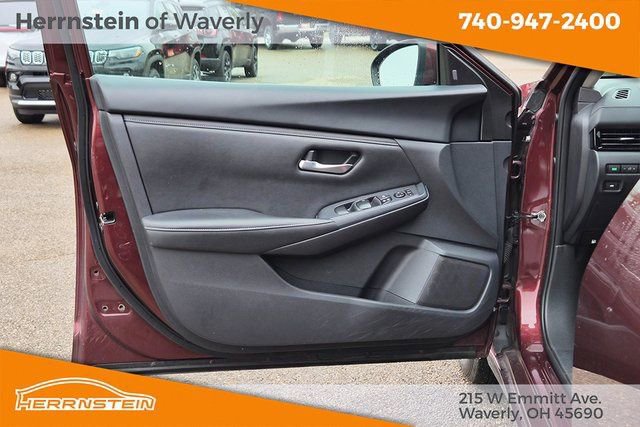 Used 2024 Nissan Sentra SV image 15