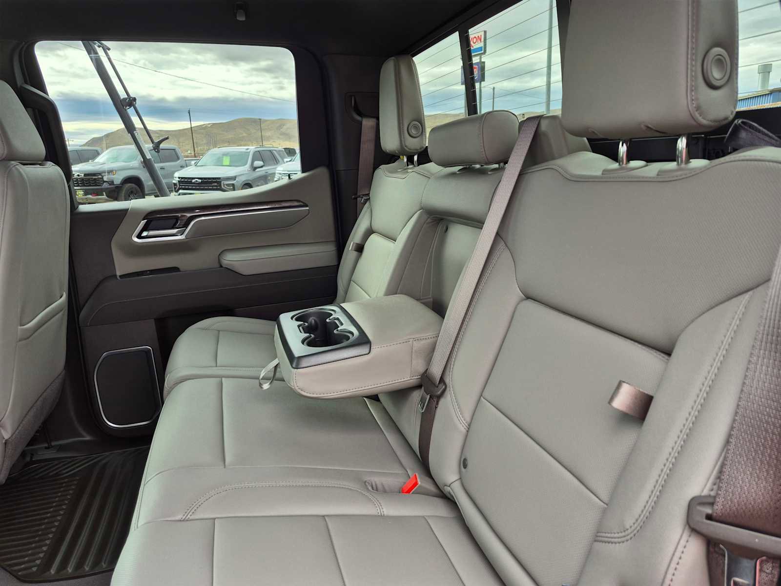New 2026 Chevrolet Silverado 1500 LTZ w/ LTZ Convenience Package II AWD/4WD image 33