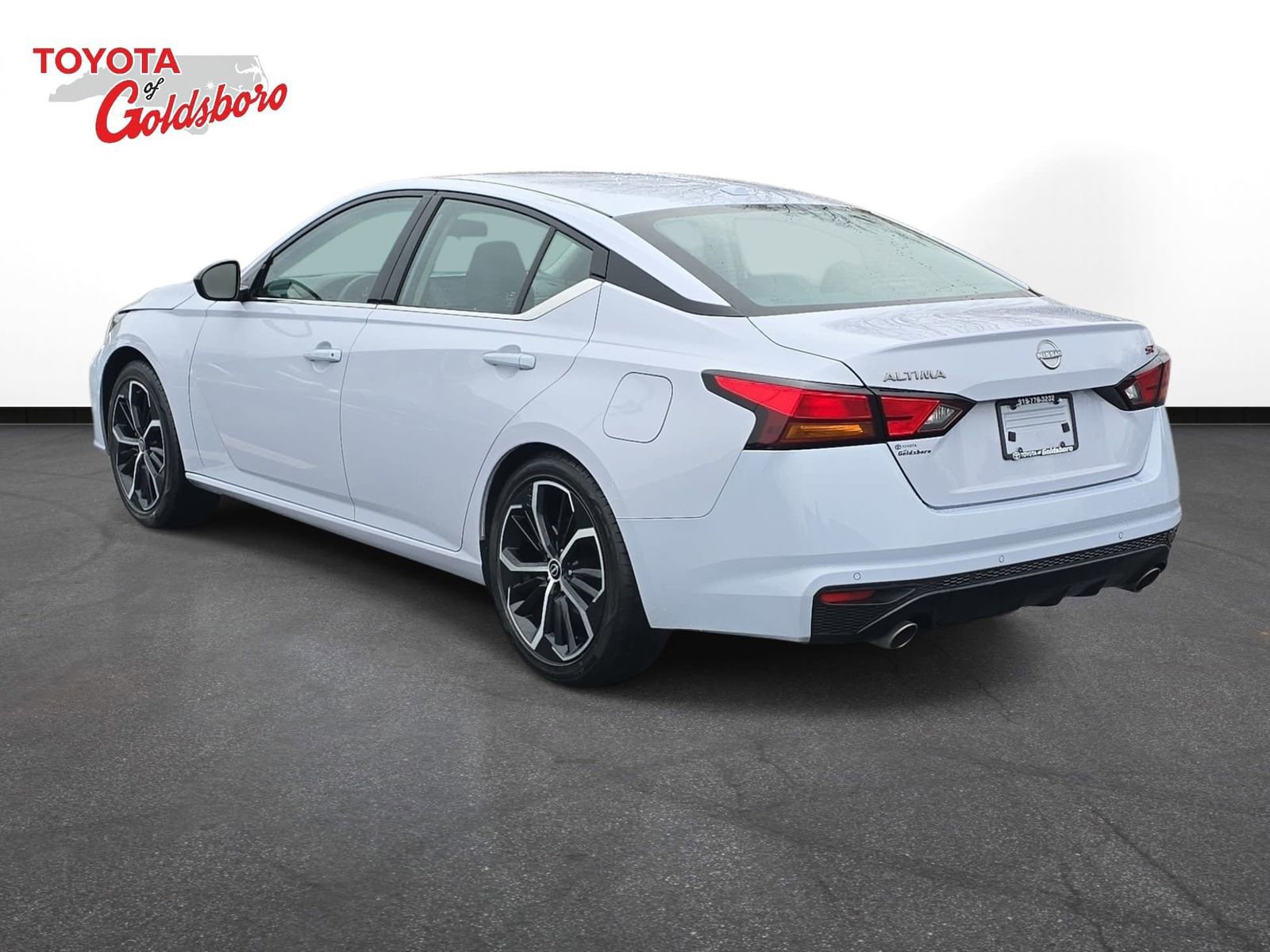 Used 2024 Nissan Altima 2.5 SR image 7