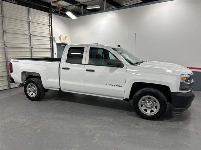 Used 2017 Chevrolet Silverado 1500 W/T w/ WT Convenience Package AWD/4WD image 6